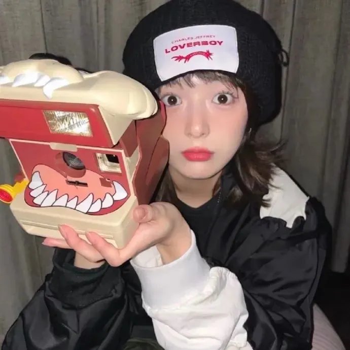 隐居多年后为孙女亮出身份